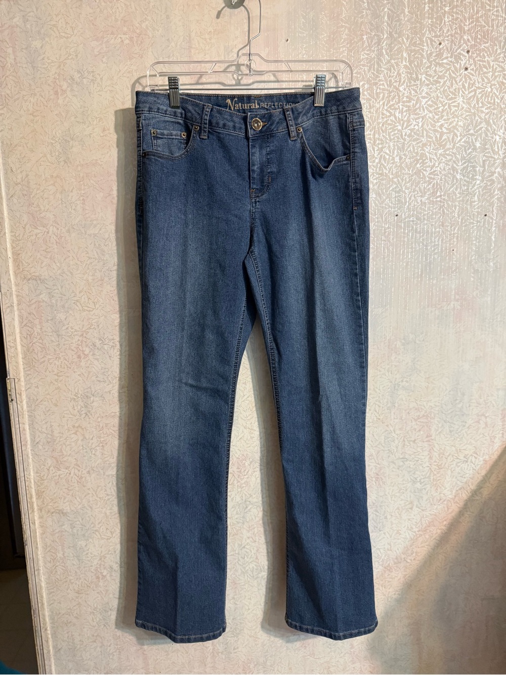 Natural Reflections Women’s Sz 6 Dark Blue Boot-Cut Jeans, Cotton Blend